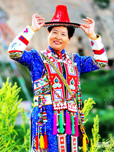 裕固族服饰定制